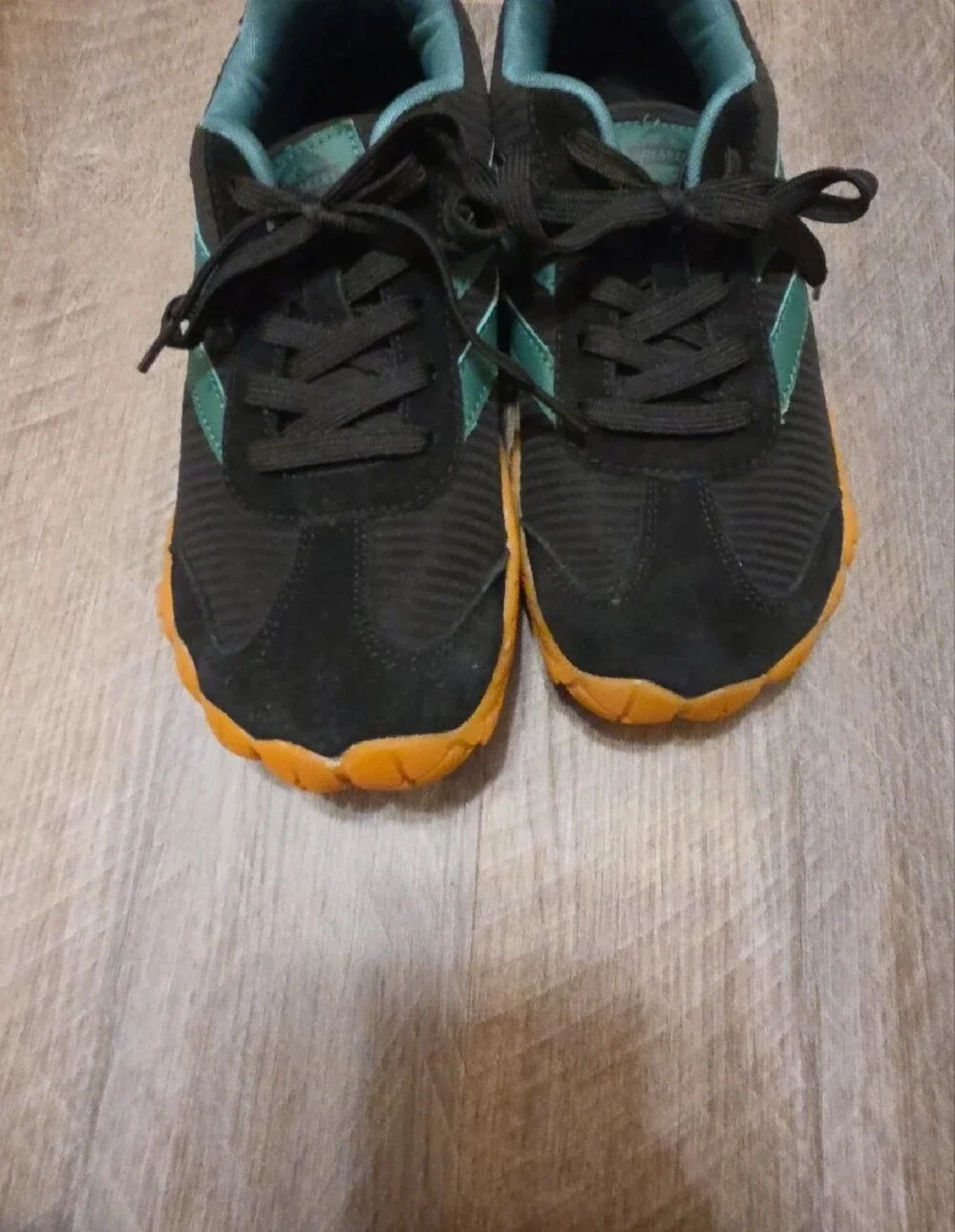 Amazon lightweight athletic